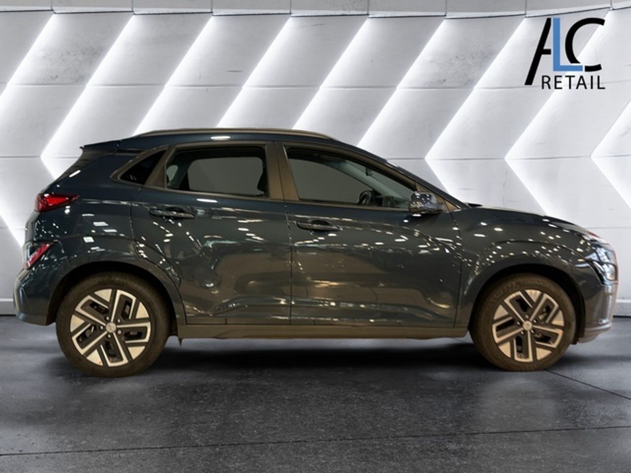 Hyundai Kona EV Maxx 100 kW (136 CV) - Foto 6