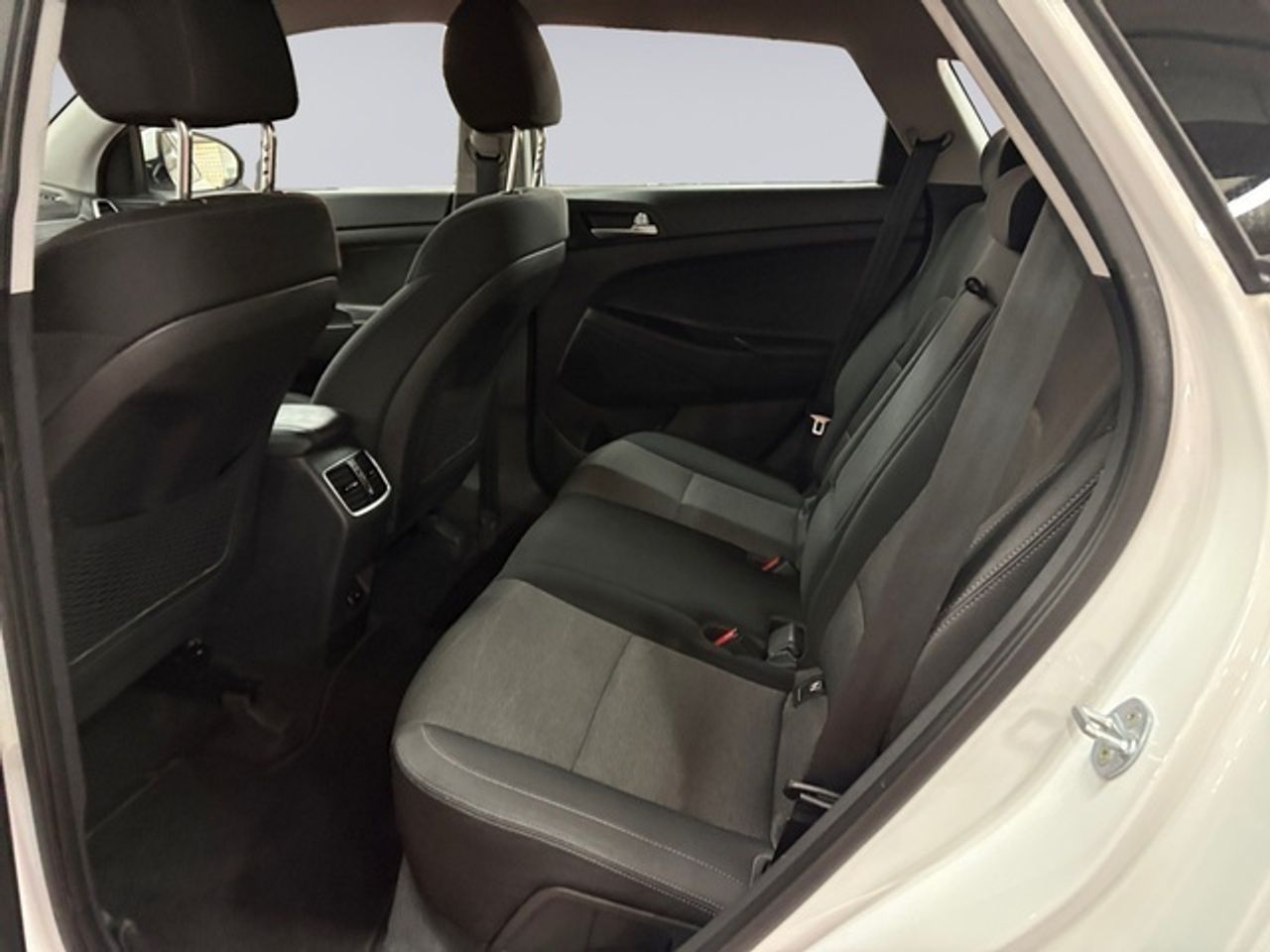 Hyundai Tucson 1.6 GDI SLE 4x2 97 kW (132 CV) - Foto 14