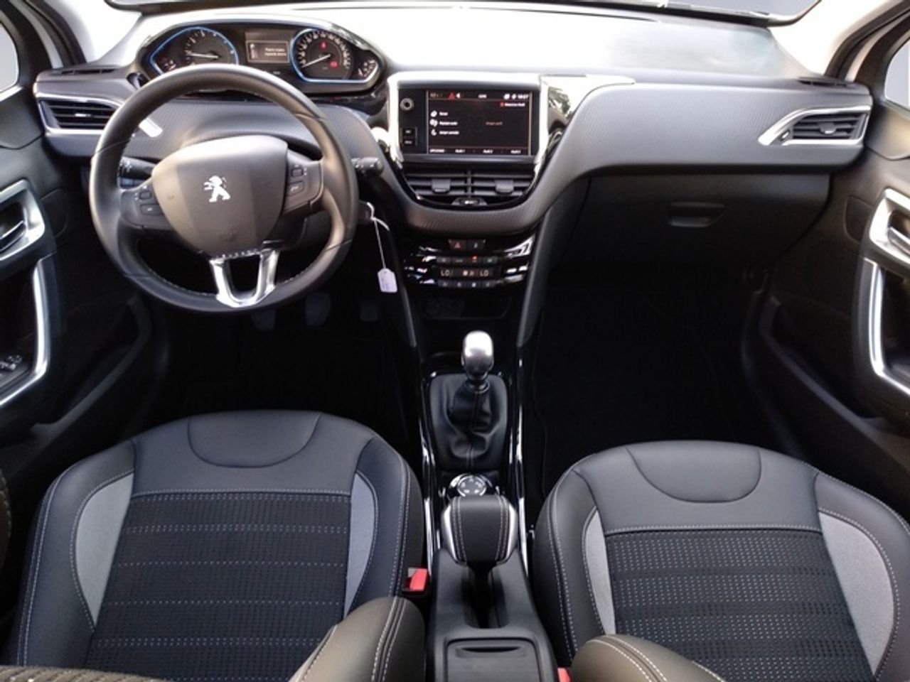 Peugeot 2008 PureTech 130 S&S Allure 96 kW (130 CV) - Foto 11