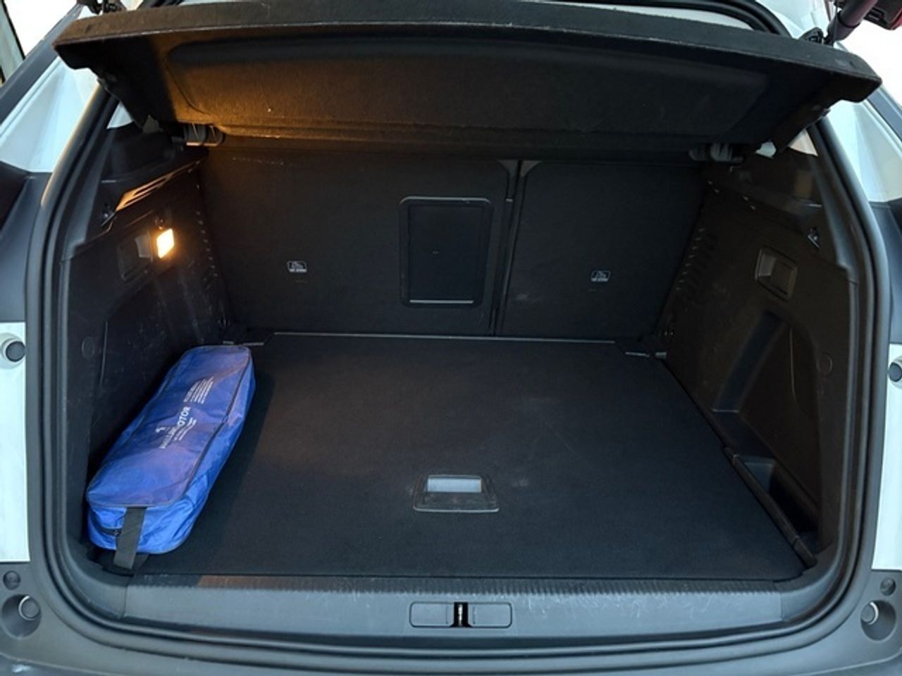 Peugeot 3008 PureTech 130 S&S Allure 96 kW (130 CV) - Foto 16