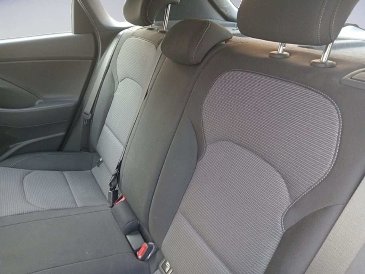 Hyundai i30 1.0 TGDI 48V Klass 74 kW (100 CV) - Foto 14