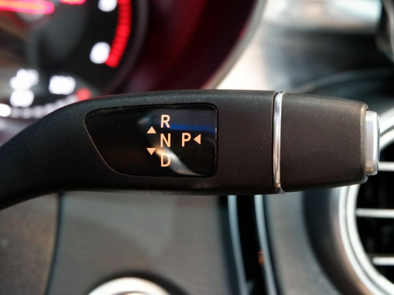 Mercedes Clase C C Cabrio 220 d AMG - Foto 27