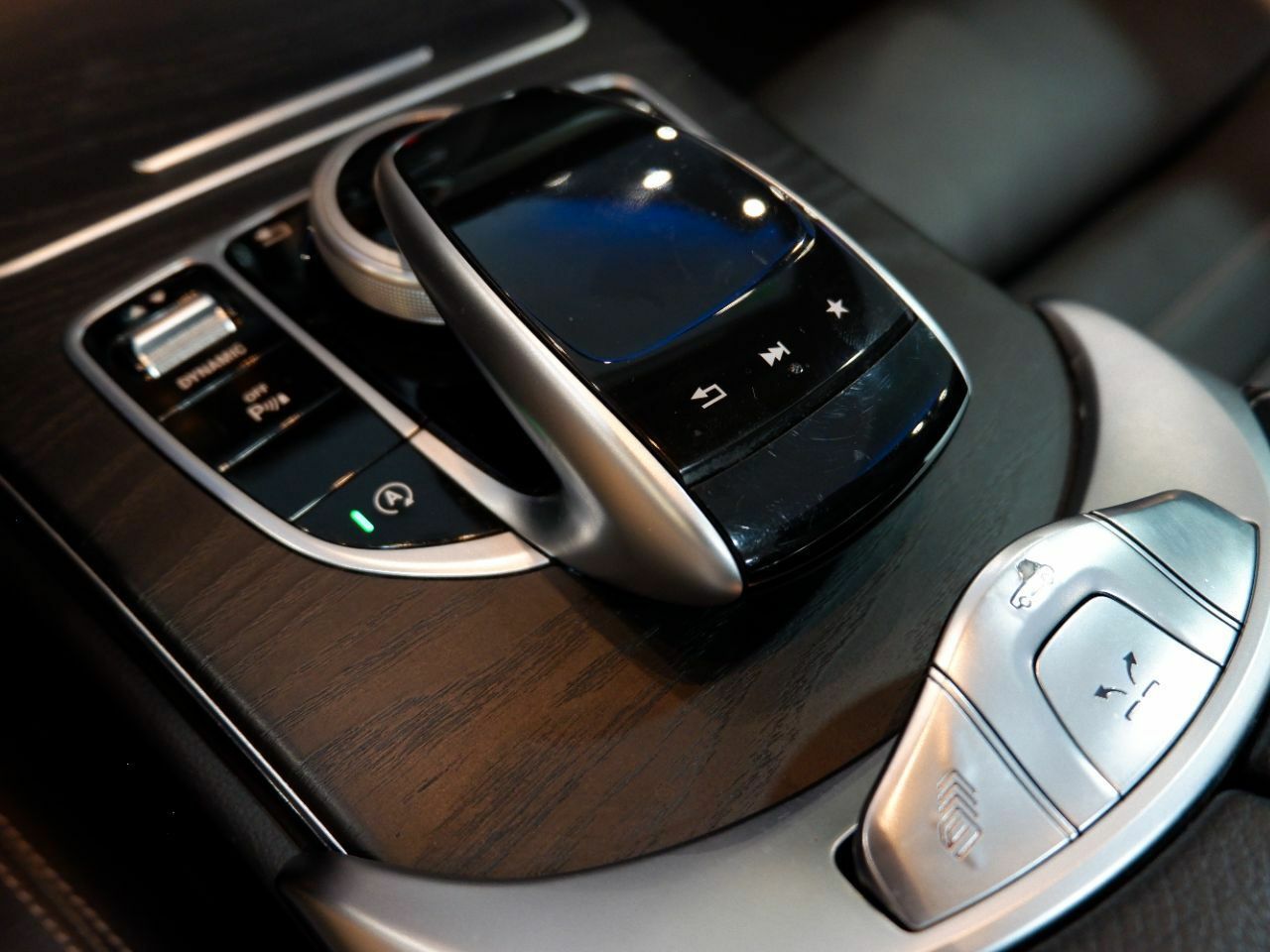 Mercedes Clase C C Cabrio 220 d AMG - Foto 18