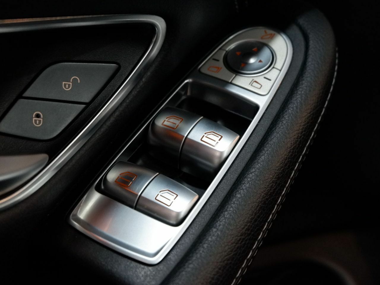 Mercedes Clase C C Cabrio 220 d AMG - Foto 16