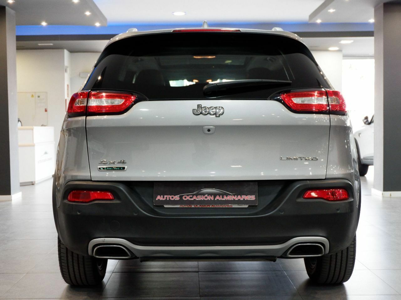 Jeep Cherokee 2.2 CRD 200 CV Limited Auto 4x4 Ac. D.II - Foto 6