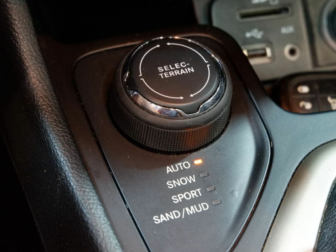 Jeep Cherokee 2.2 CRD 200 CV Limited Auto 4x4 Ac. D.II - Foto 17