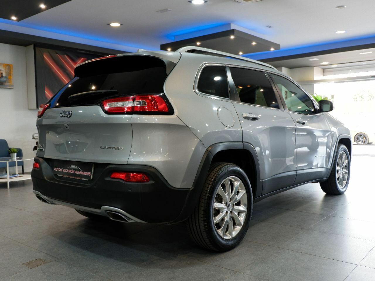 Jeep Cherokee 2.2 CRD 200 CV Limited Auto 4x4 Ac. D.II - Foto 5