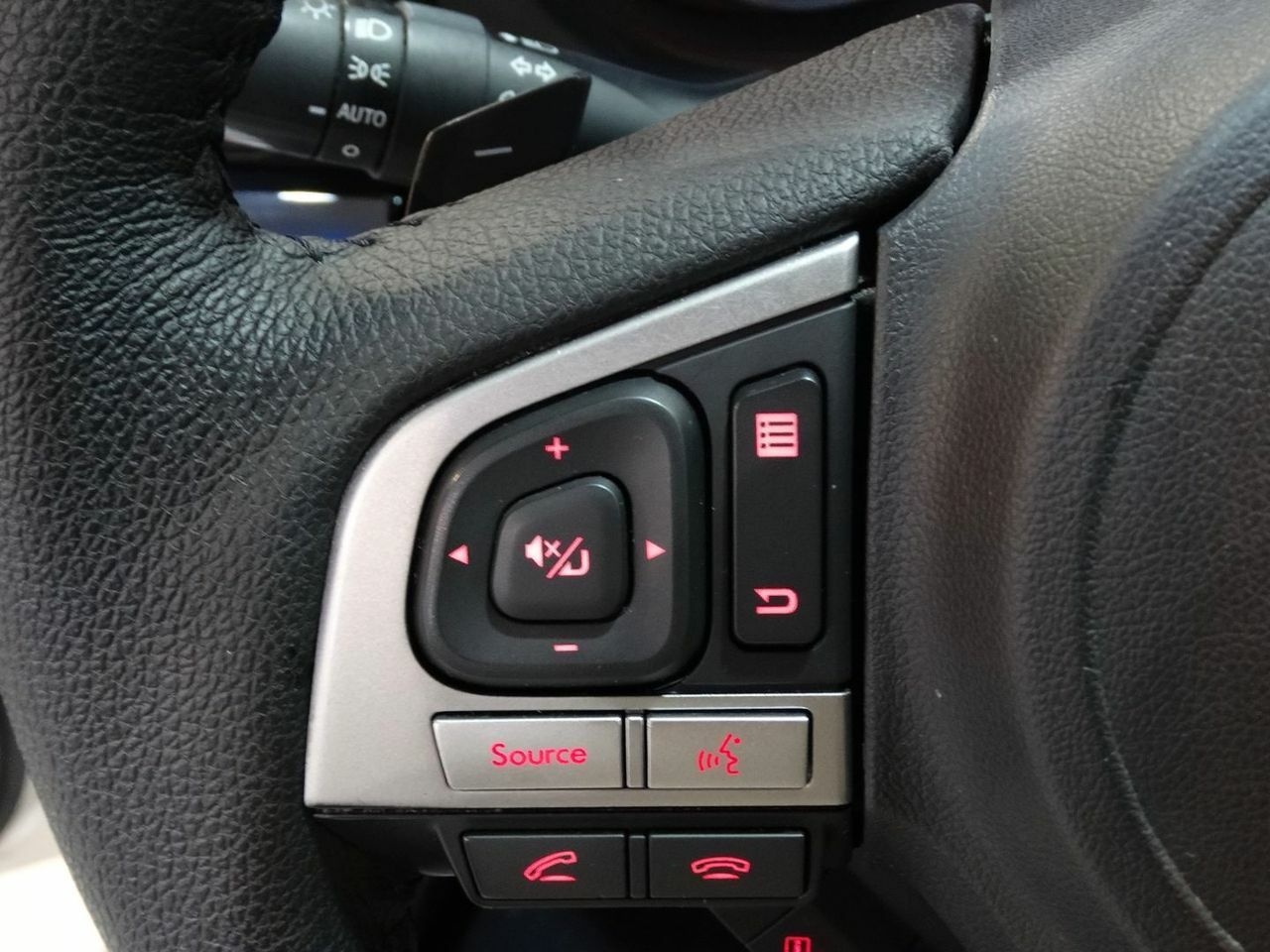 Subaru XV 2.0i Executive Auto - Foto 26