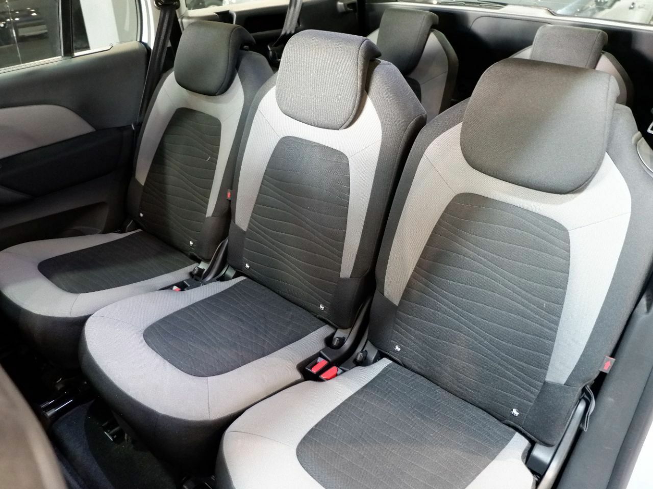 Citroën Grand C4 Picasso BlueHDi 150 Airdream Intensive - Foto 9