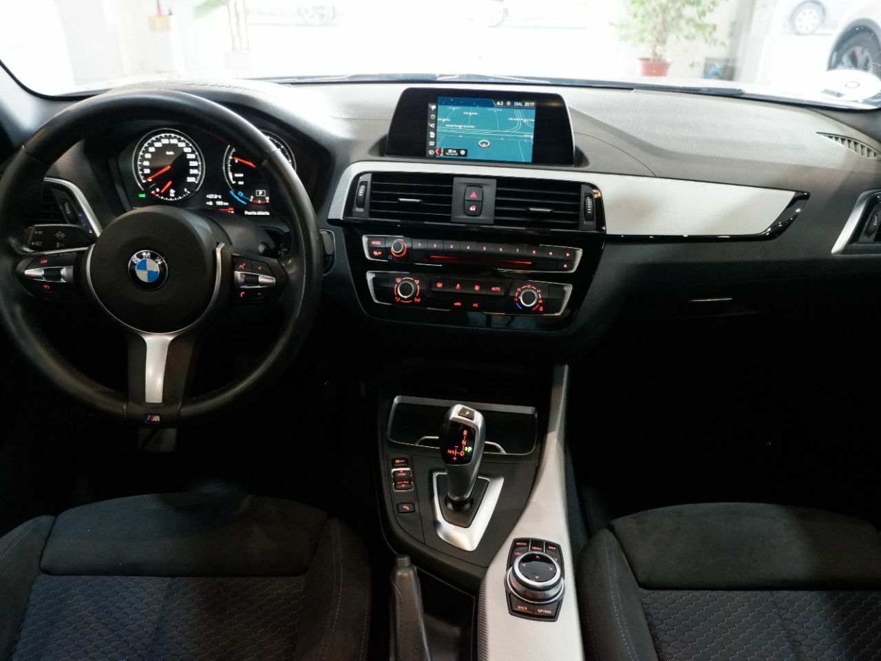 BMW Serie 1 118i M Sport - Foto 10