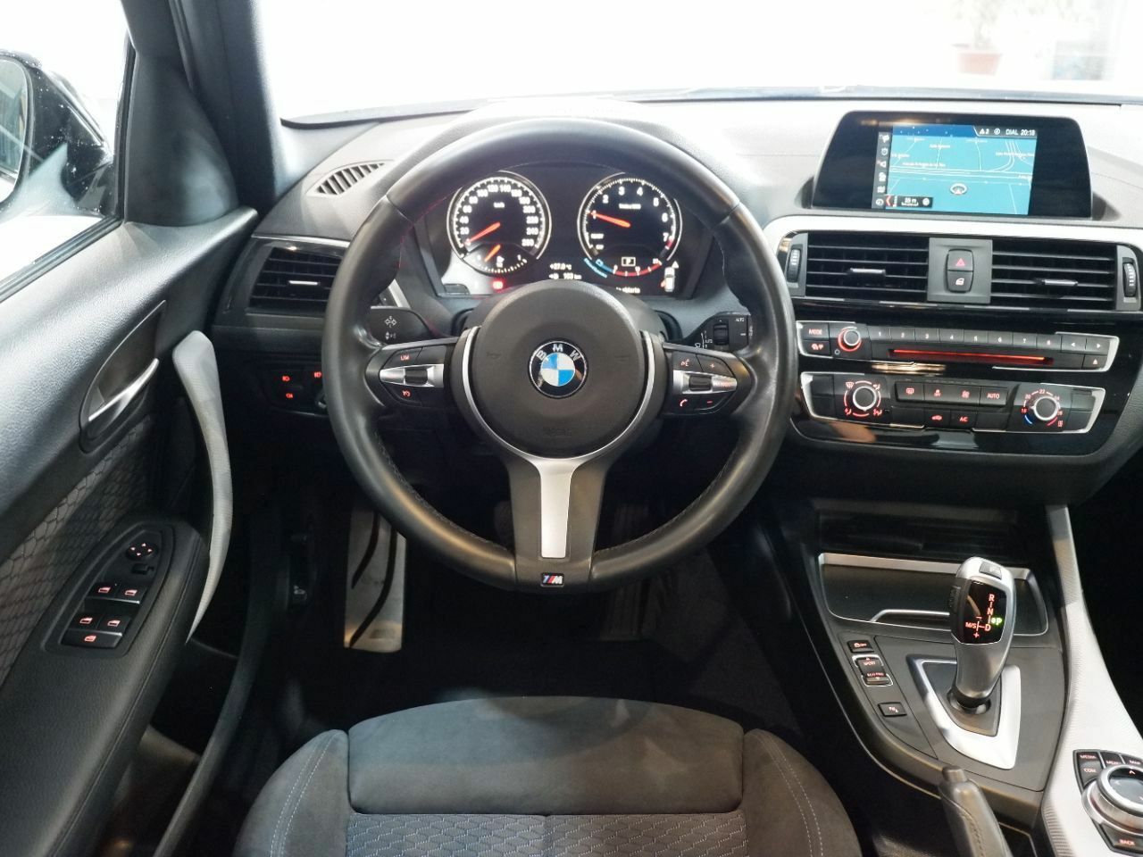 BMW Serie 1 118i M Sport - Foto 11