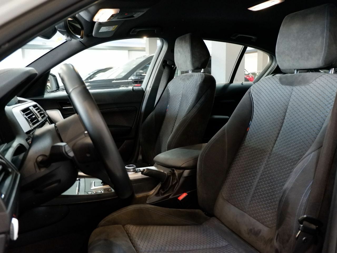 BMW Serie 1 118i M Sport - Foto 13
