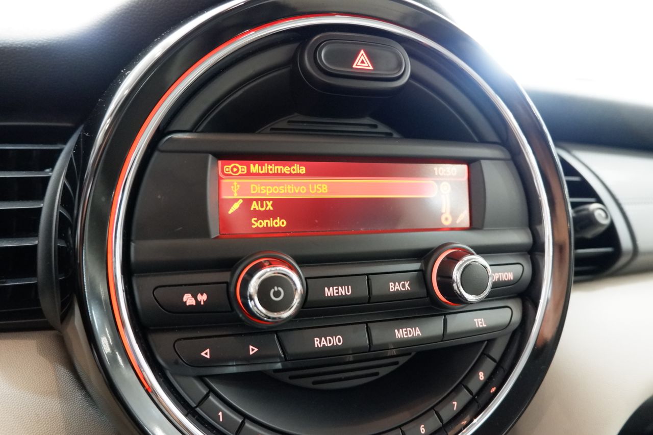 MINI Clubman D - Foto 19