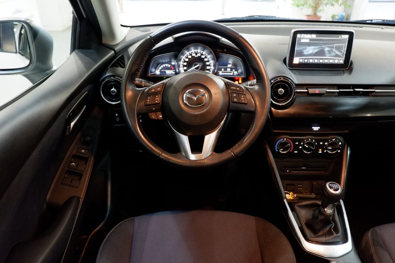 Mazda 2 Mazda Style 1.5 SKYACTIV-G 90 CV - Foto 10