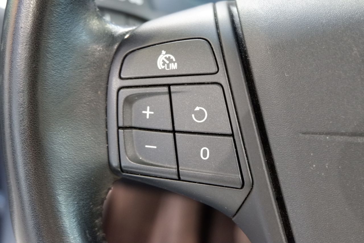 Volvo V40 2.0 T2 Kinetic - Foto 20