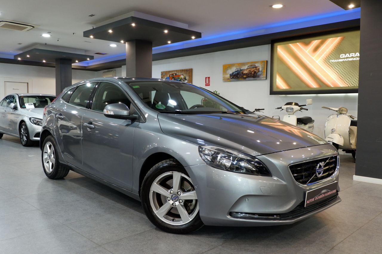 Volvo V40 2.0 T2 Kinetic - Foto 4