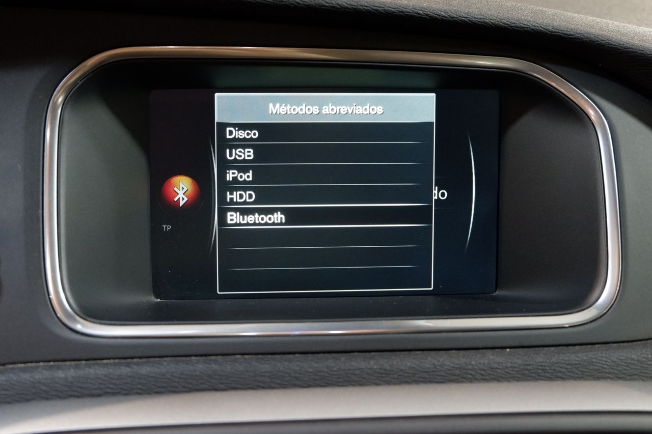 Volvo V40 2.0 T2 Kinetic - Foto 15