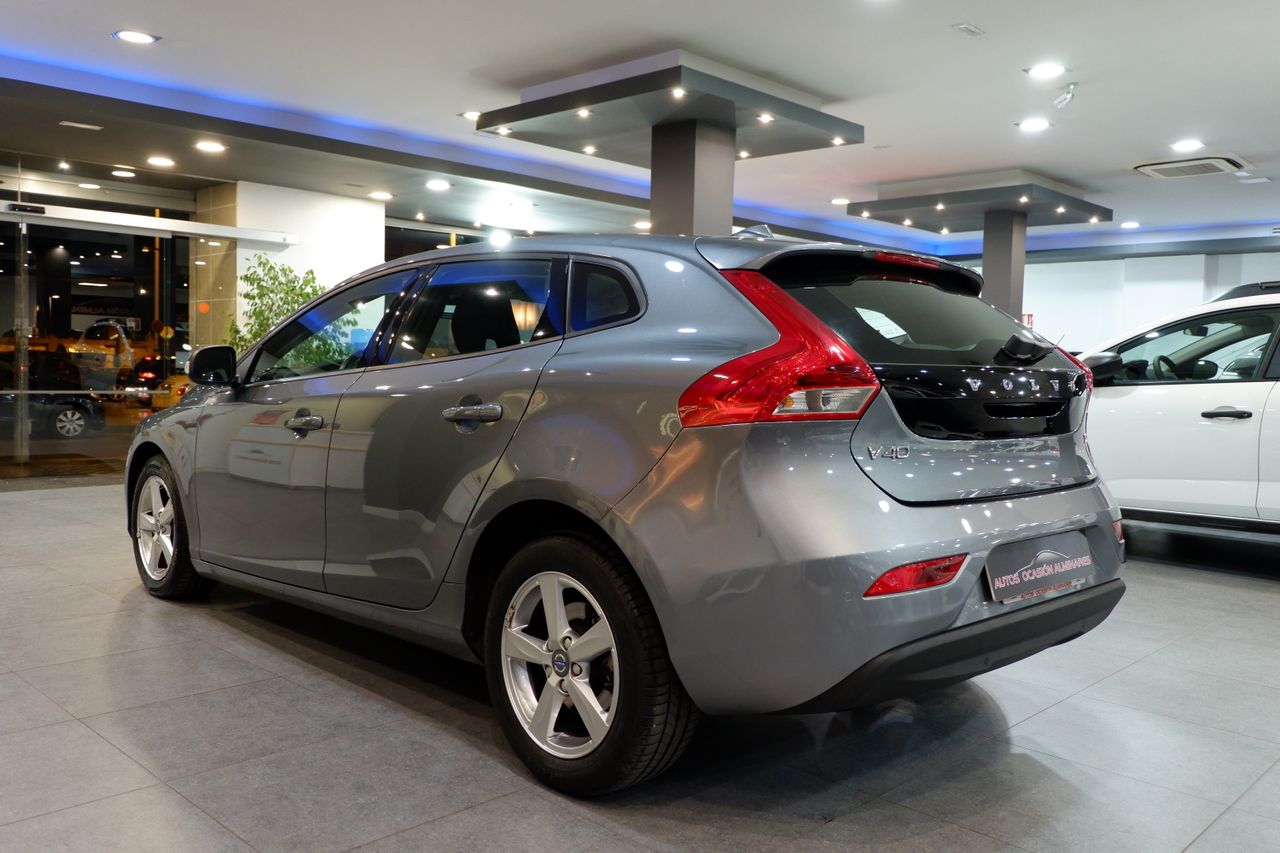 Volvo V40 2.0 T2 Kinetic - Foto 7