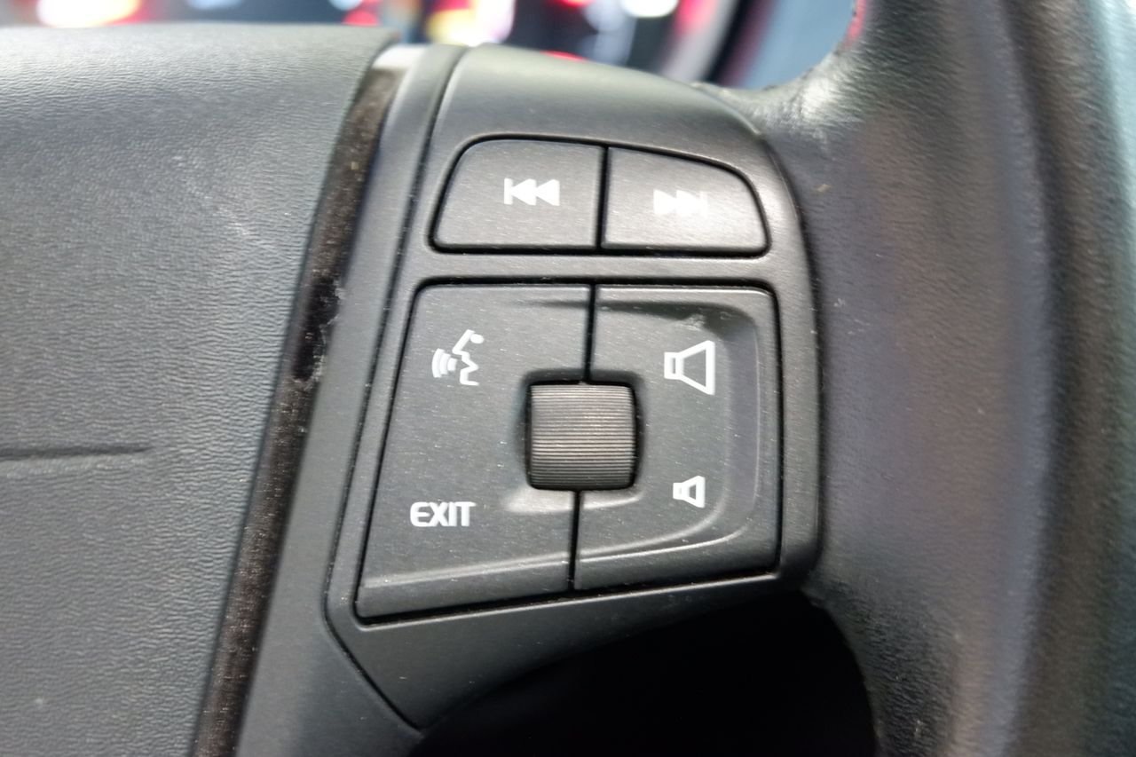 Volvo V40 2.0 T2 Kinetic - Foto 19