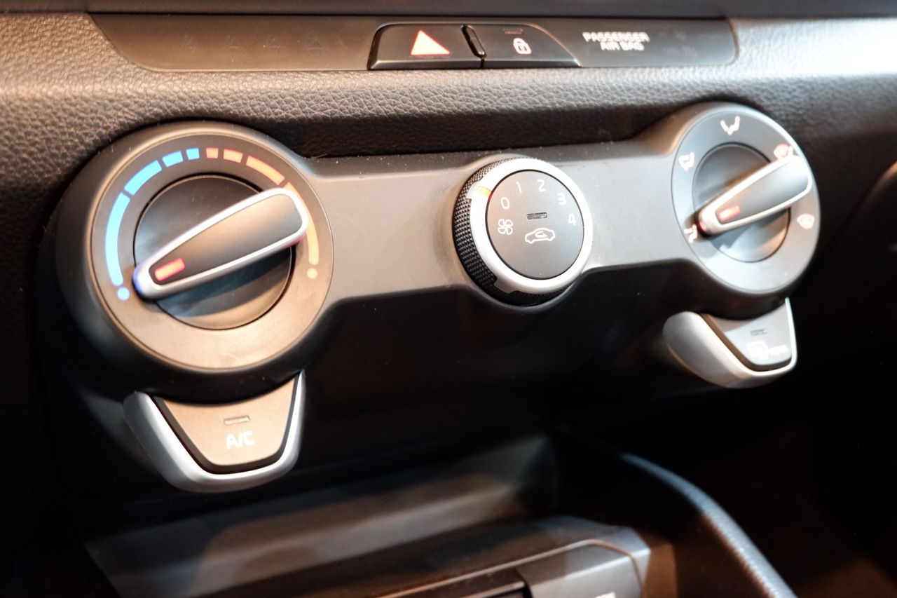 Kia Stonic 1.0 T-GDi MHEV iMT 74 kW (100 CV) Concept - Foto 16