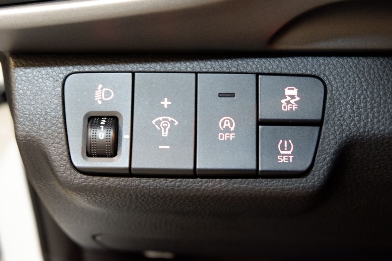 Kia Stonic 1.0 T-GDi MHEV iMT 74 kW (100 CV) Concept - Foto 20