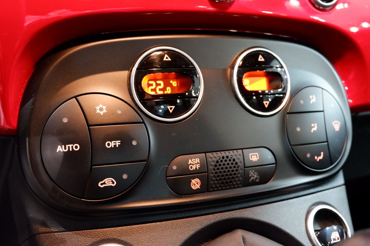 Fiat 500 Sport 1.0 Hybrid 51 kW (70 CV) - Foto 15