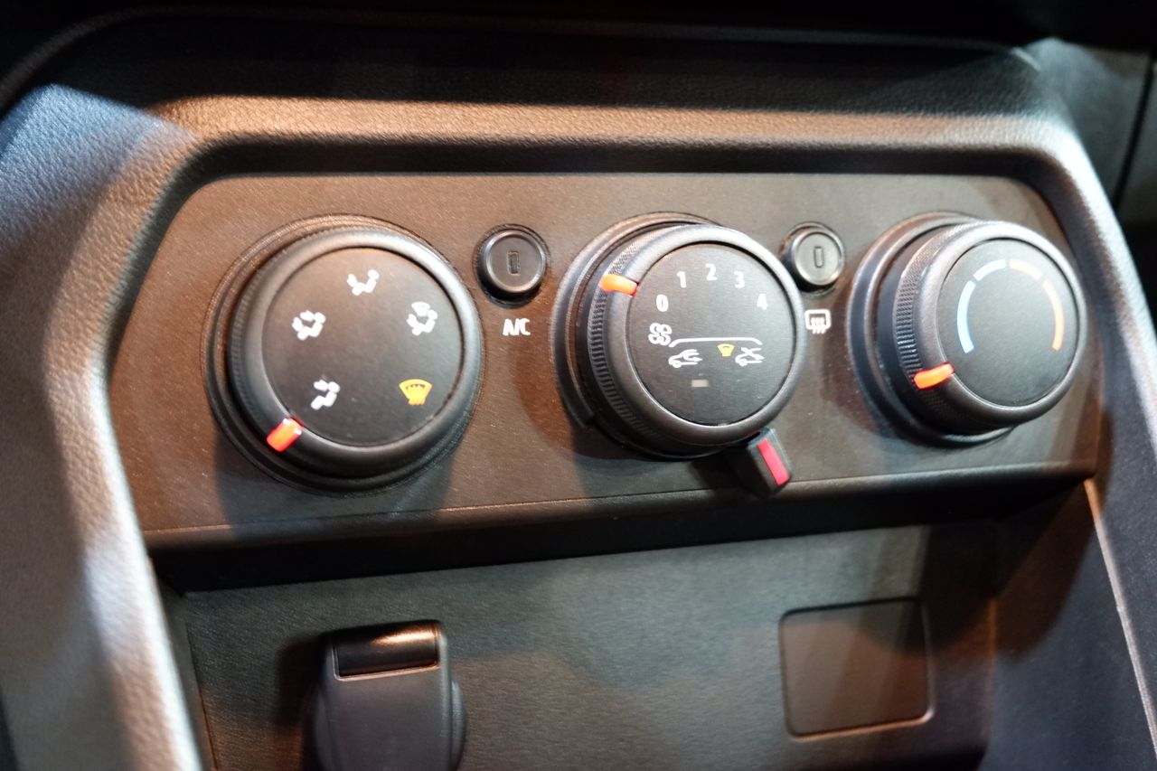 Dacia Sandero Comfort TCe 67 kW (90 CV) - Foto 14