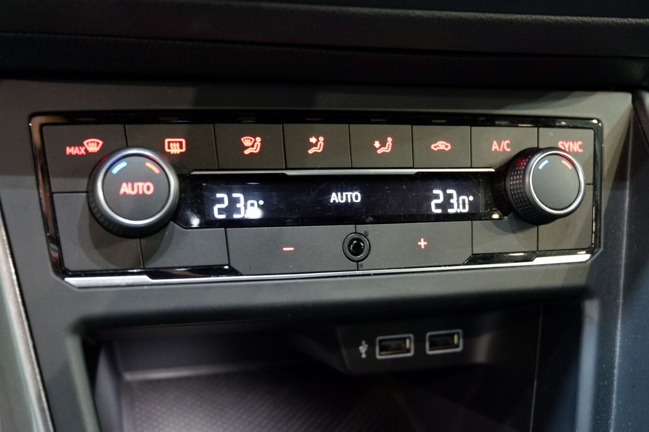 Volkswagen Polo Sport 1.0 TSI 85 kW (115 CV) DSG 7 vel. - Foto 14