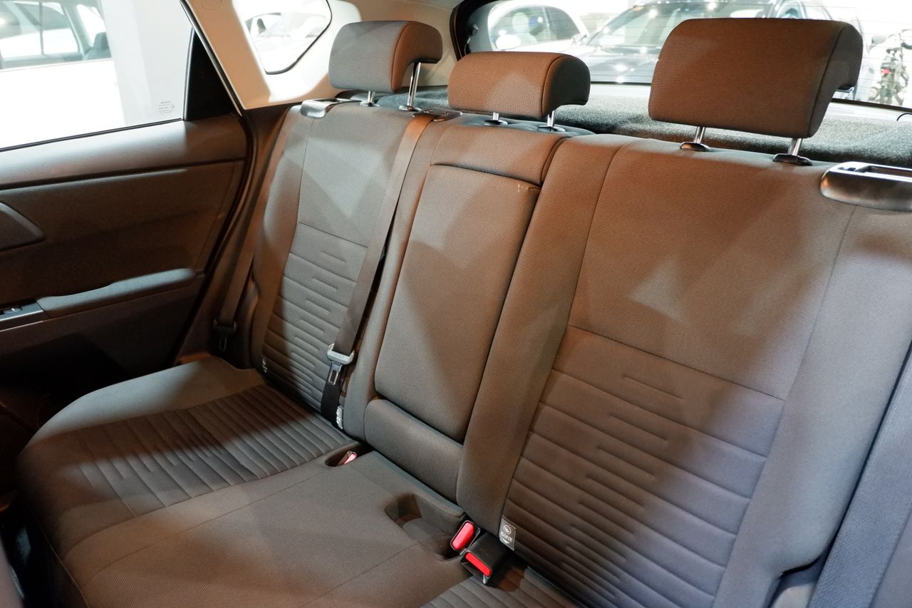 Toyota Auris 120T Active - Foto 8