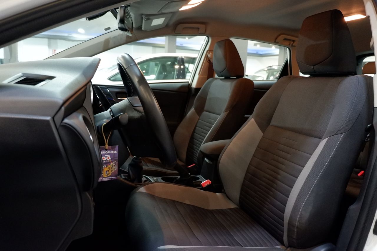 Toyota Auris 120T Active - Foto 11