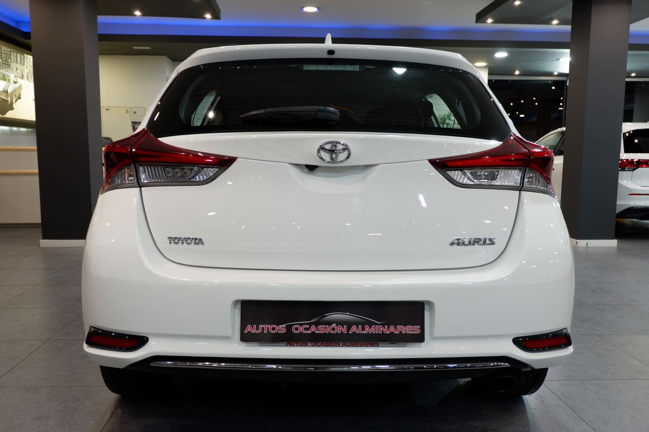 Toyota Auris 120T Active - Foto 6