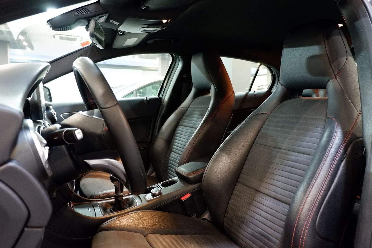 Mercedes Clase GLA 200d AMG Line - Foto 13