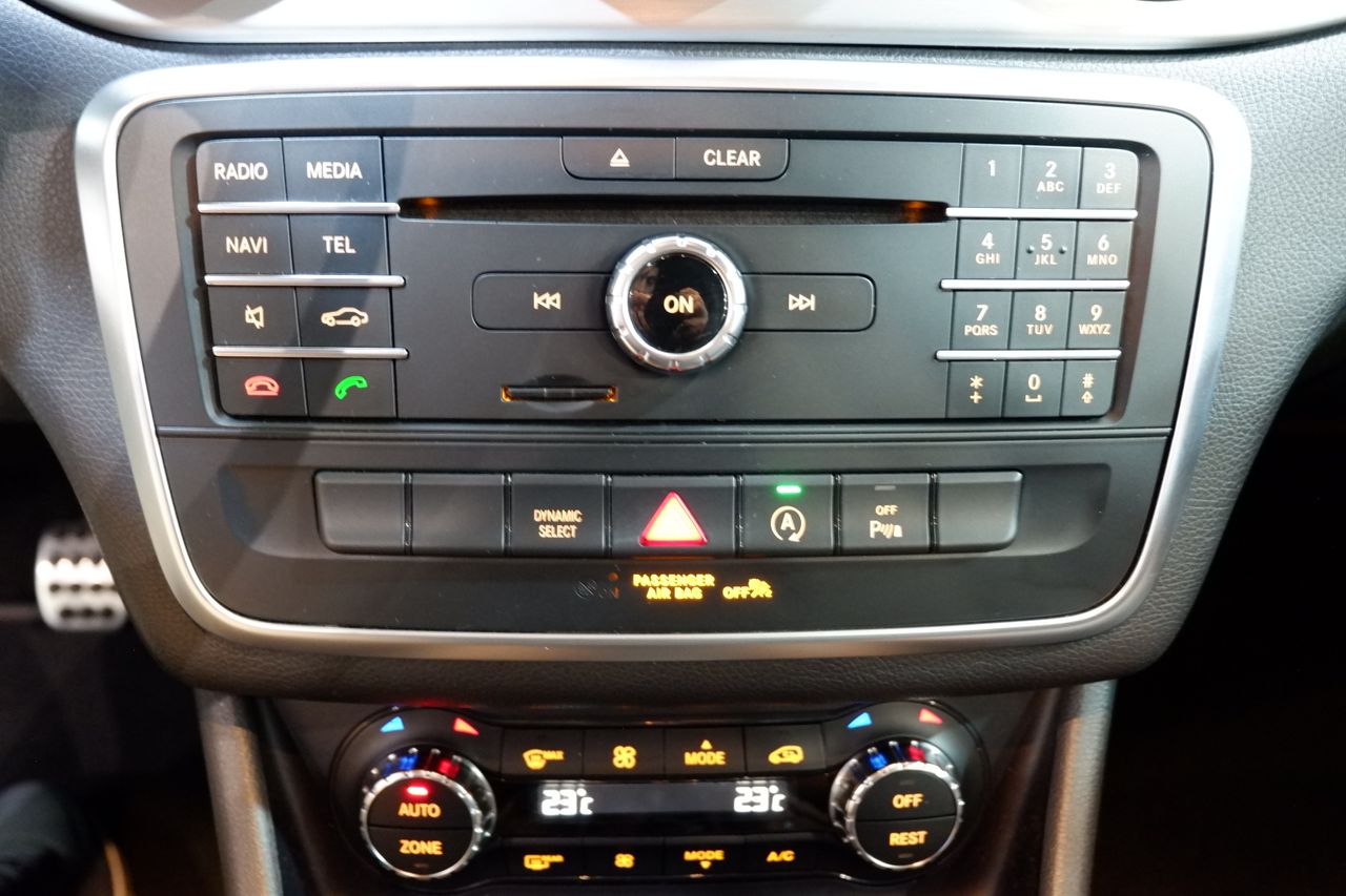 Mercedes Clase GLA 200d AMG Line - Foto 16