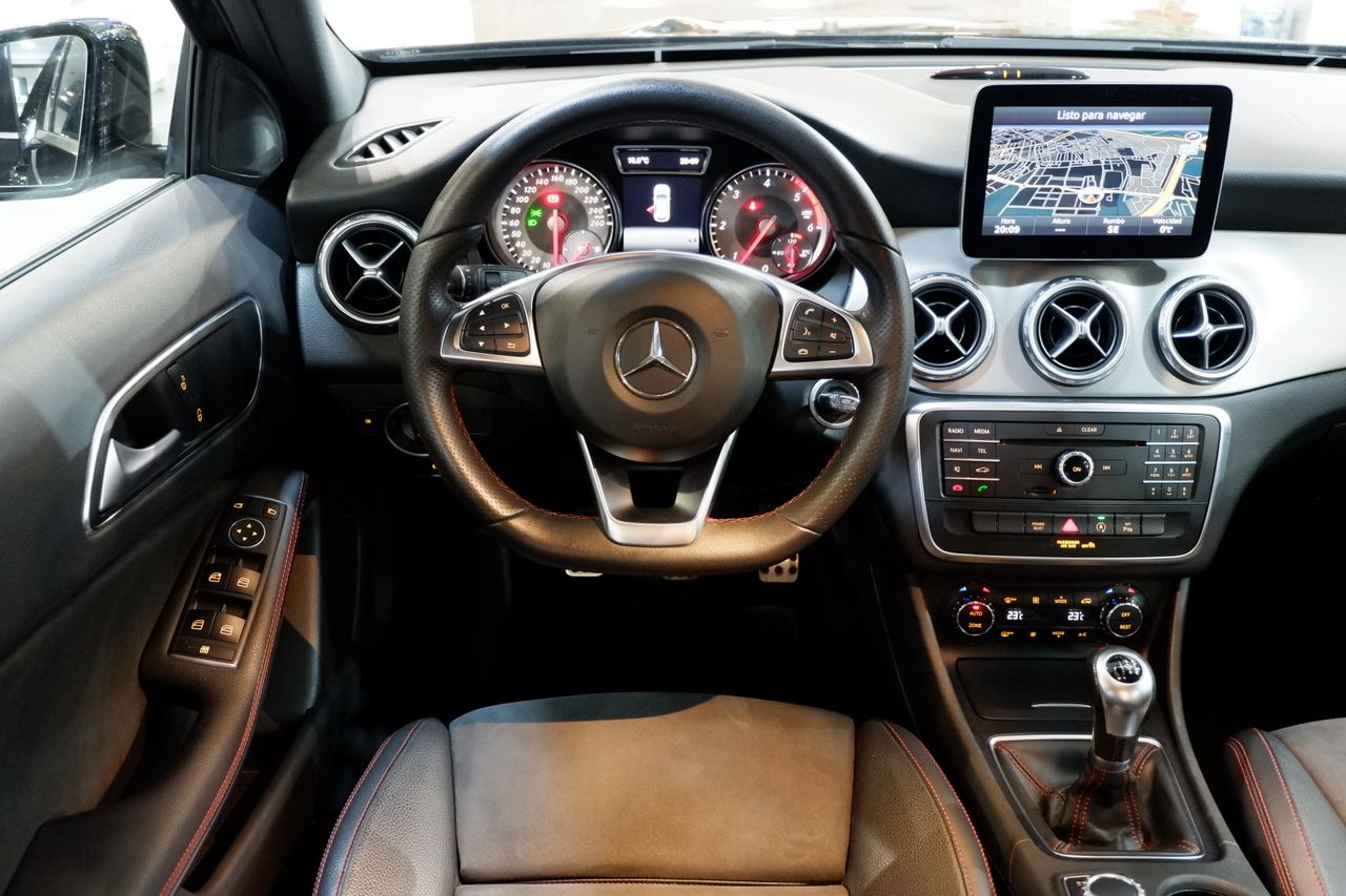 Mercedes Clase GLA 200d AMG Line - Foto 11
