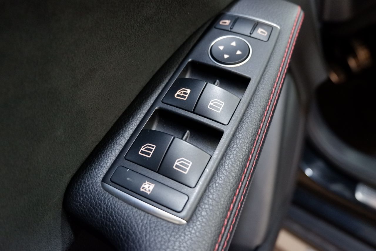 Mercedes Clase GLA 200d AMG Line - Foto 12