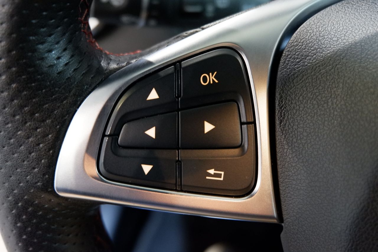 Mercedes Clase GLA 200d AMG Line - Foto 25