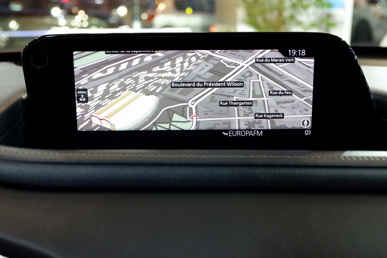 Mazda CX-30 Skyactivd 1.8 Zenith - Foto 18