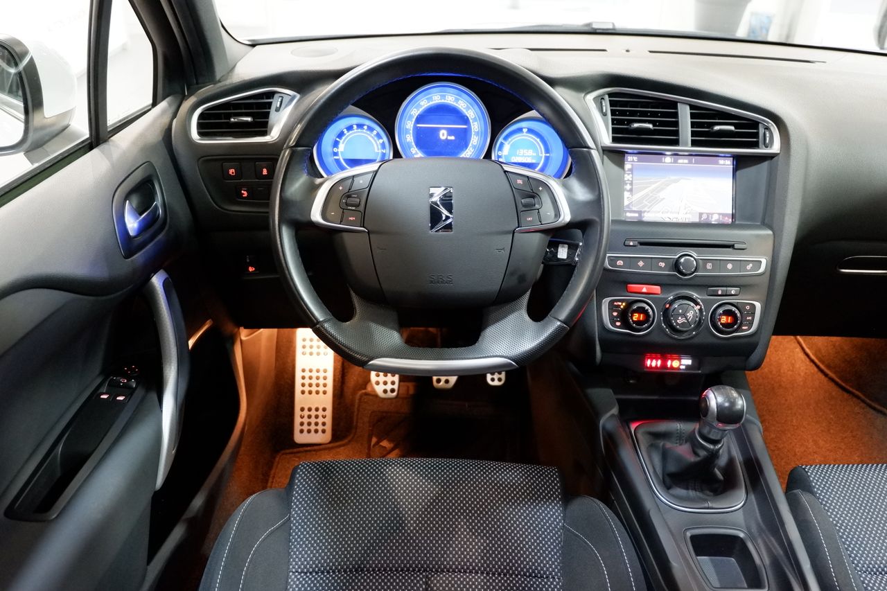 DS DS 4 4 BlueHDi 100 Desire - Foto 10