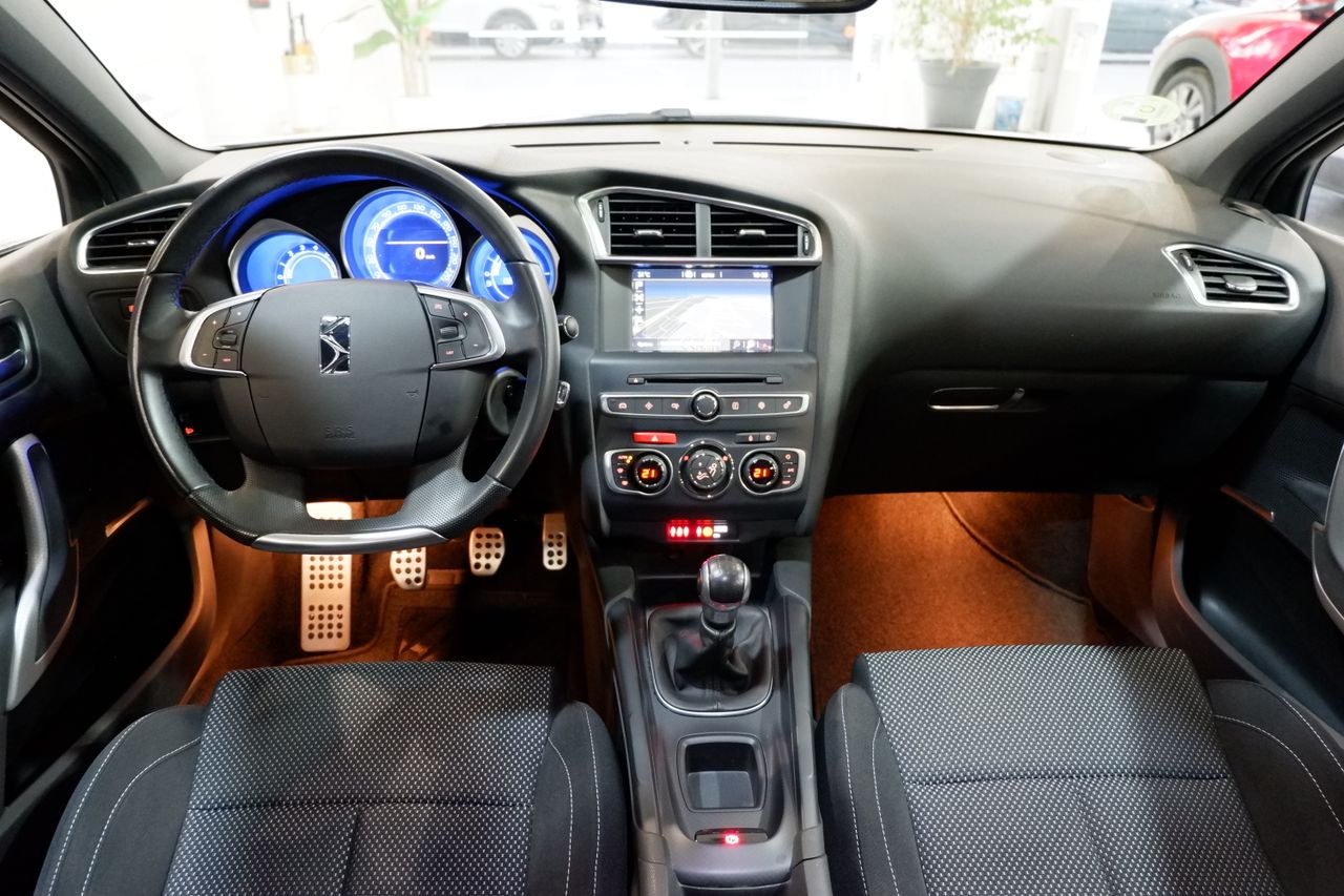 DS DS 4 4 BlueHDi 100 Desire - Foto 9