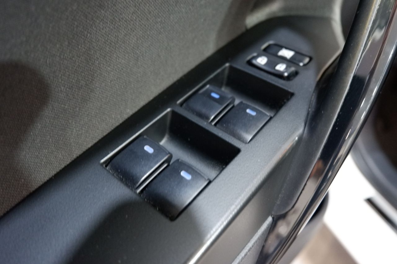 Toyota Auris Touring Sports 140H e-CVT Feel! Edition - Foto 11