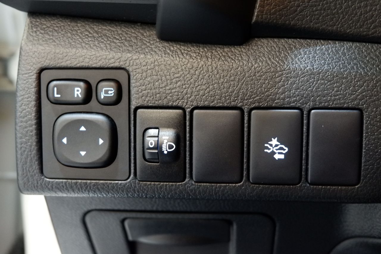 Toyota Auris Touring Sports 140H e-CVT Feel! Edition - Foto 24