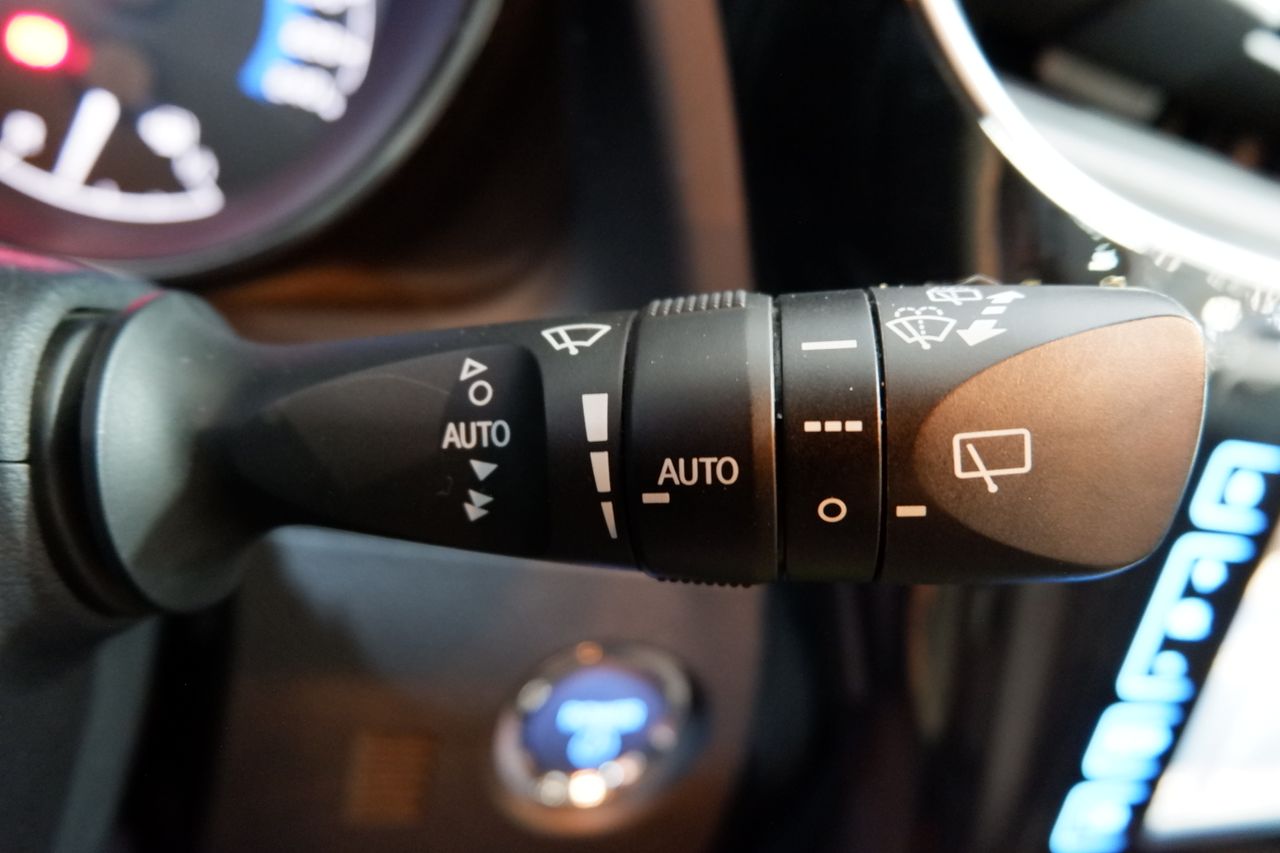 Toyota Auris Touring Sports 140H e-CVT Feel! Edition - Foto 22