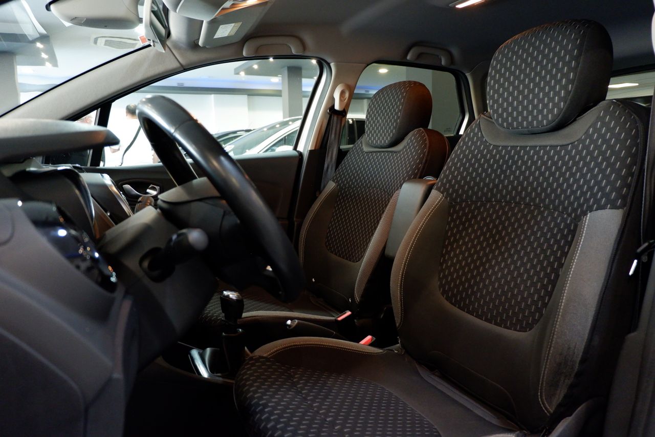 Renault Captur 1.3tCe Zen 130cv - Foto 12