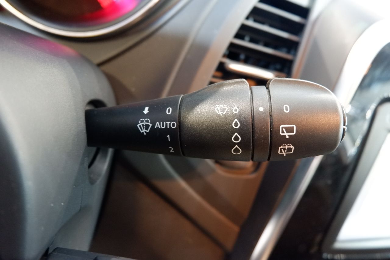 Renault Captur 1.3tCe Zen 130cv - Foto 22