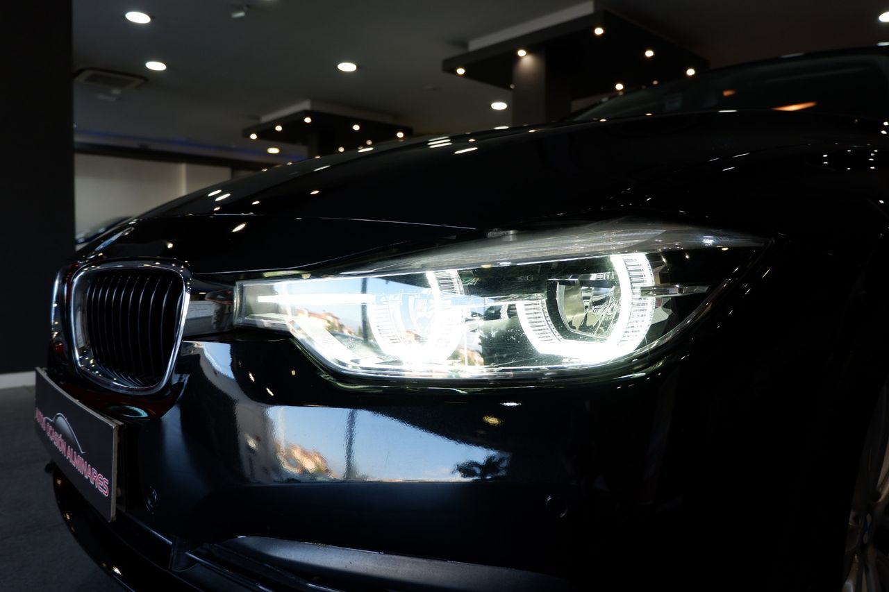BMW Serie 3 318d - Foto 29