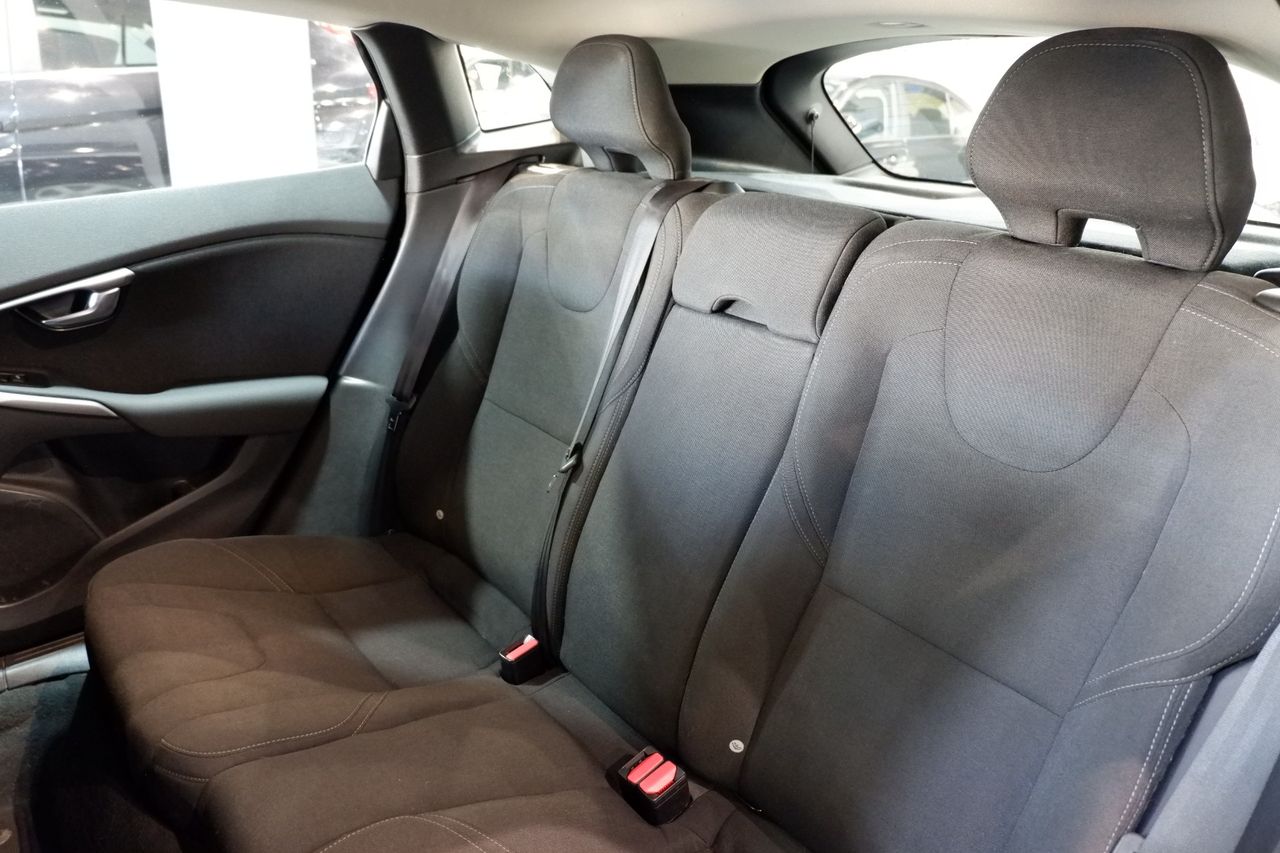 Volvo V40 5p T2 Kinetic - Foto 8