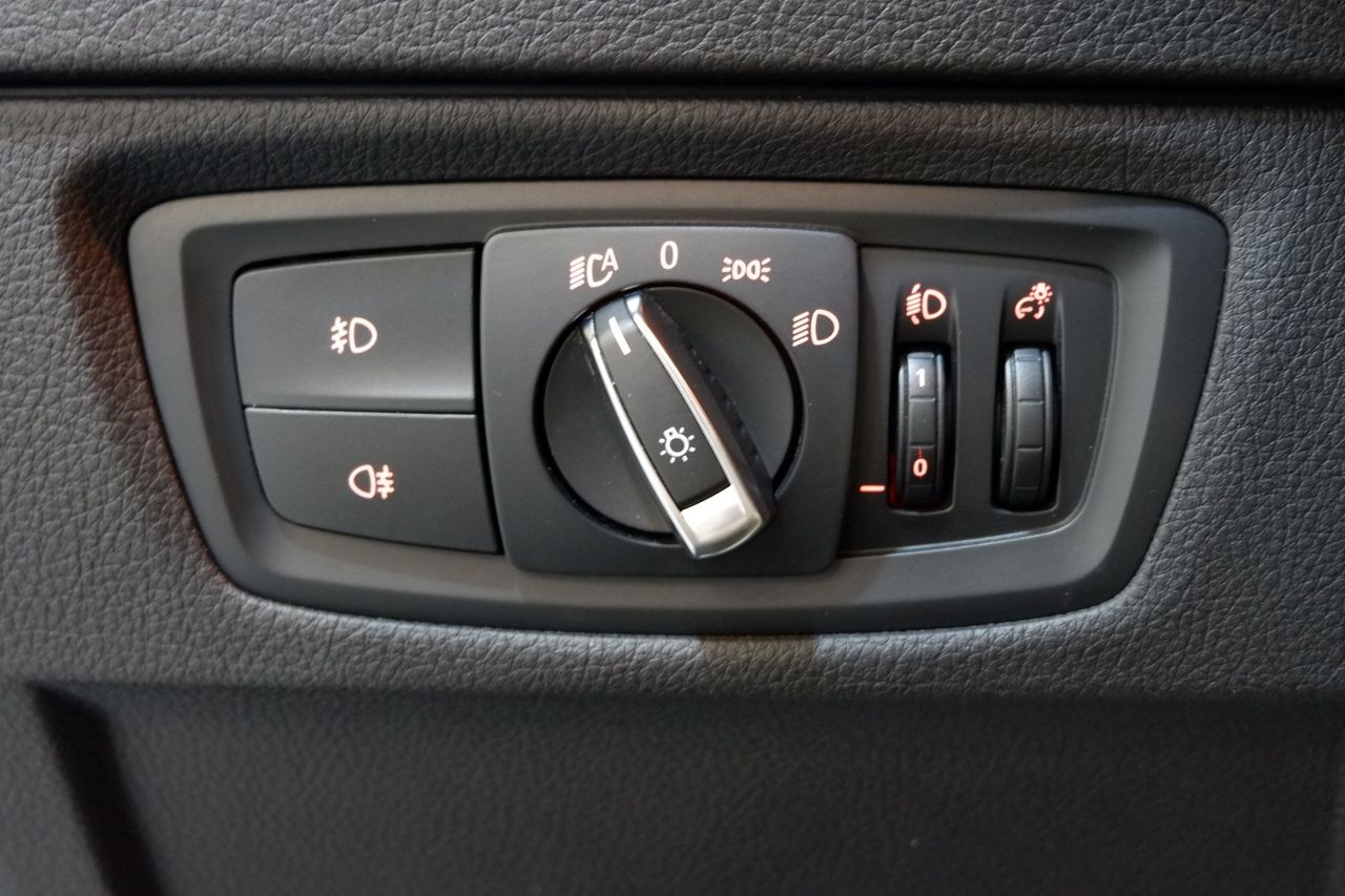 BMW Serie 1 118i 5p Aut. - Foto 22