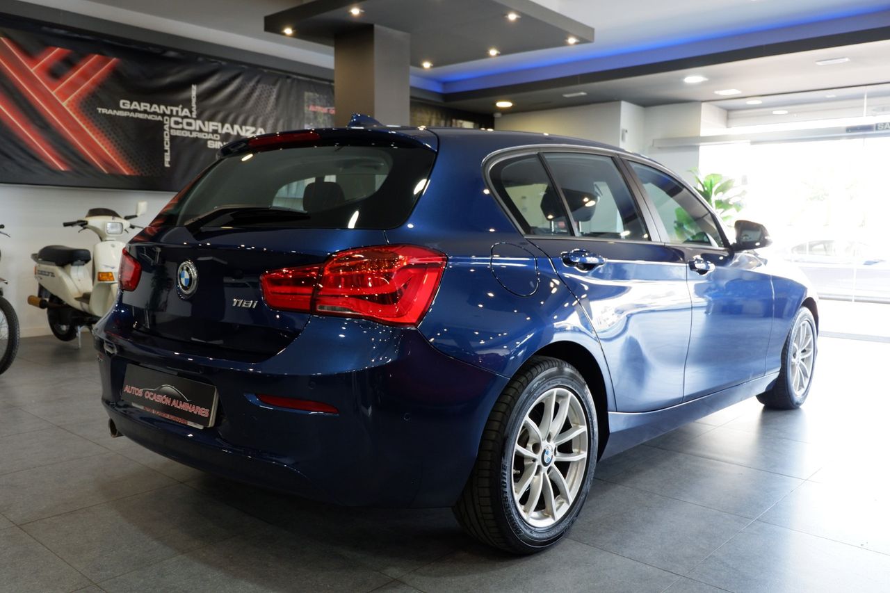 BMW Serie 1 118i 5p Aut. - Foto 5
