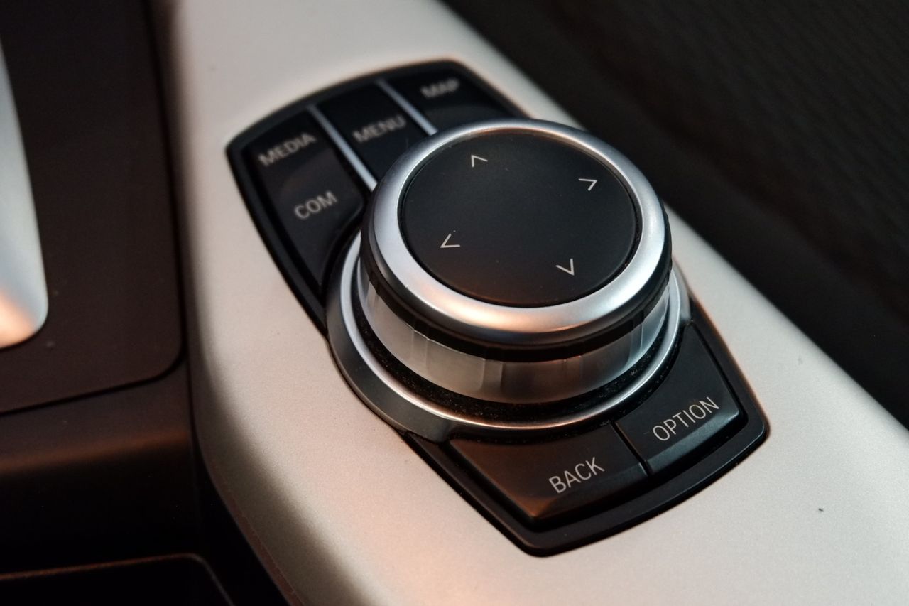 BMW Serie 1 118i 5p Aut. - Foto 13