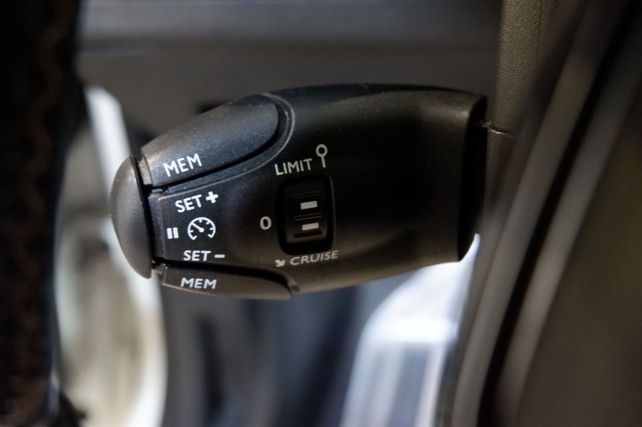 Peugeot 5008 GT Line 2.0 BlueHDi 150 S&S - Foto 25